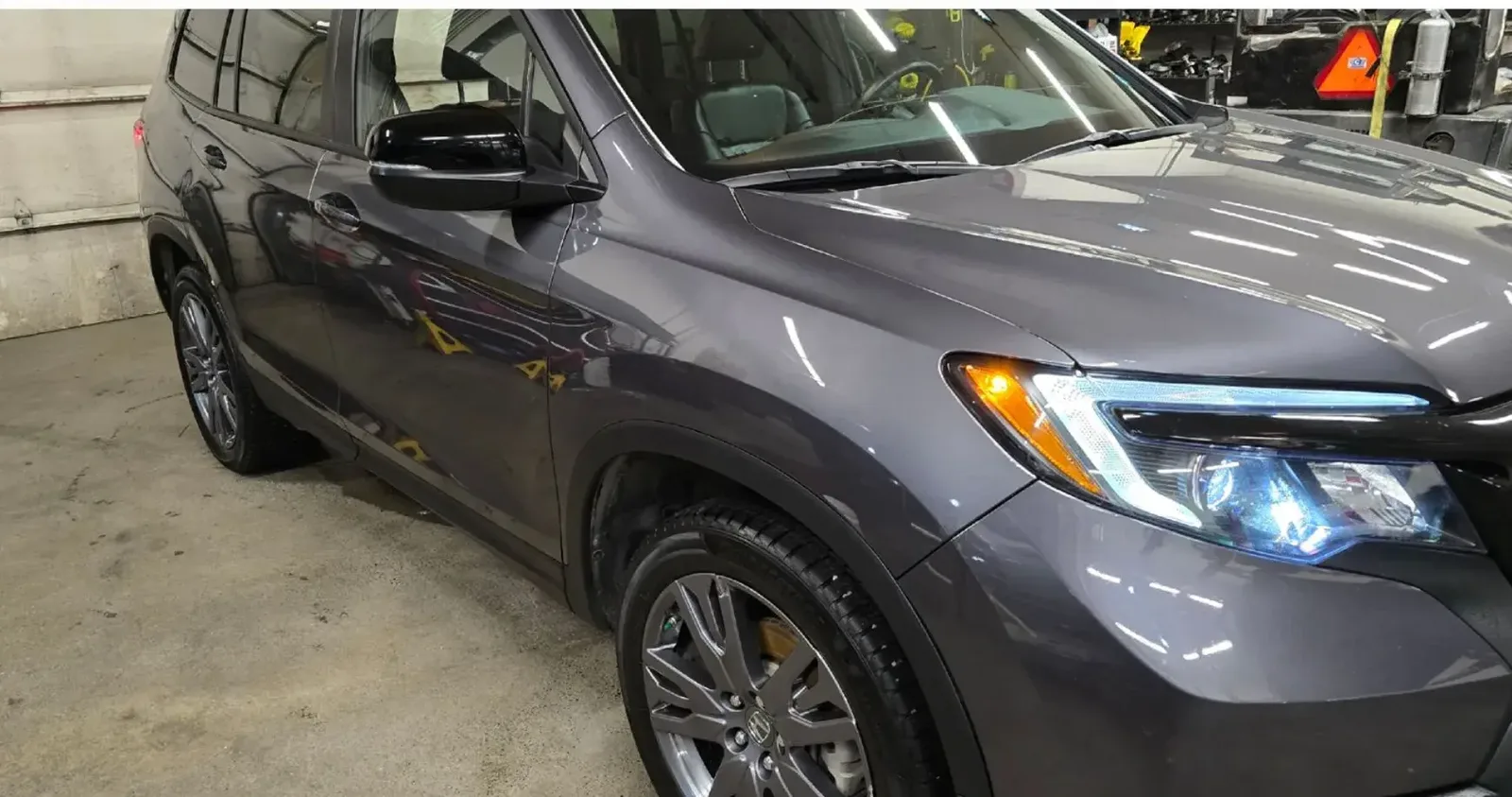 Honda Passport with clean, glossy paint after exterior detailing in Anchorage, Alaska